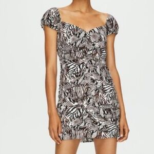 Wilfred Veda Ruched Bodycon Dress